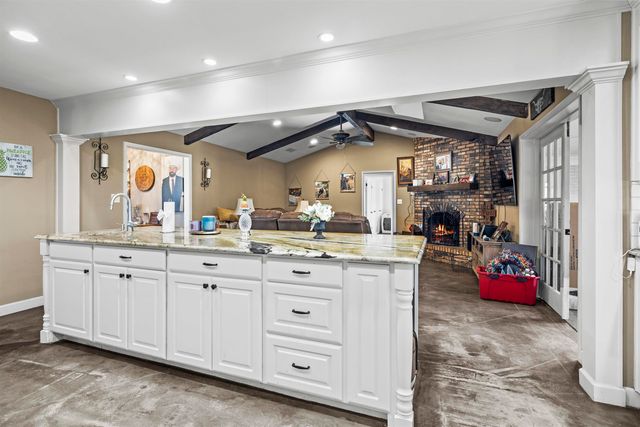 26 Ramblewood Dr., Longview, TX 75605