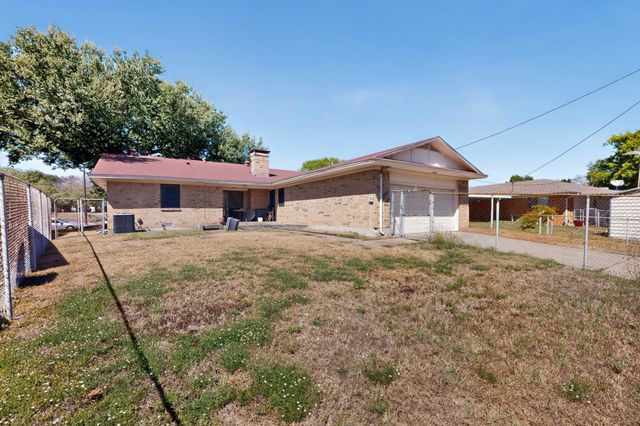 2616 Mossglen Drive, Dallas, TX 75227
