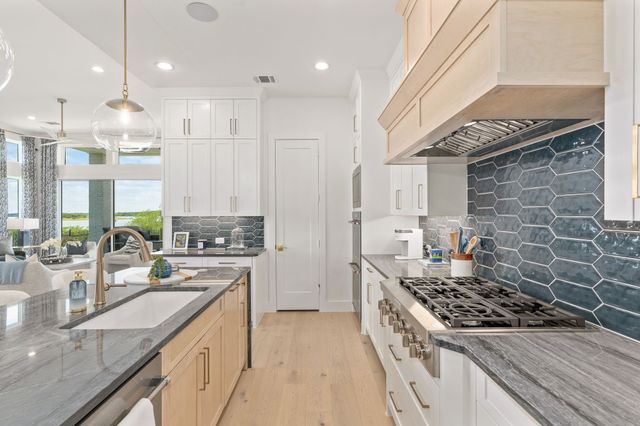 8608 Scottys Lake Lane, The Colony, TX 75056