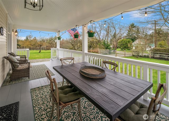 6007 SW 240th Street, Vashon, WA 98070