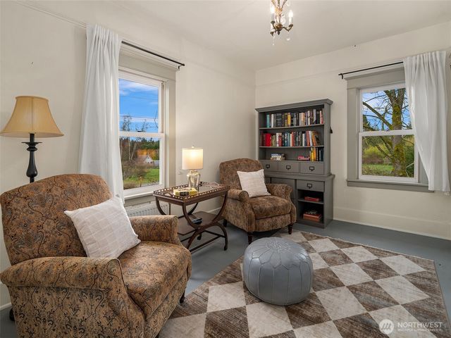 6007 SW 240th Street, Vashon, WA 98070