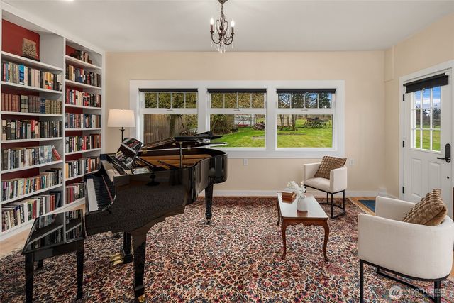 6007 SW 240th Street, Vashon, WA 98070