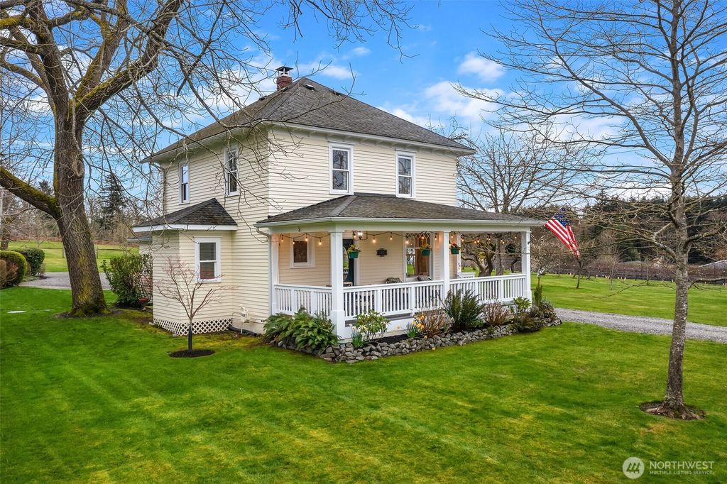 6007 SW 240th Street, Vashon, WA 98070
