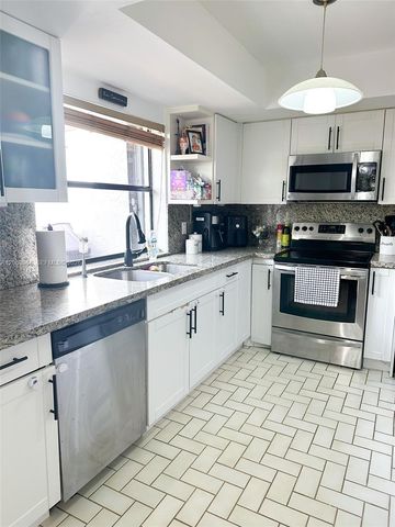 15295 SW 45th Ter G-62, Miami, FL 33185