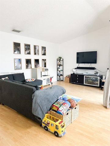 15295 SW 45th Ter G-62, Miami, FL 33185