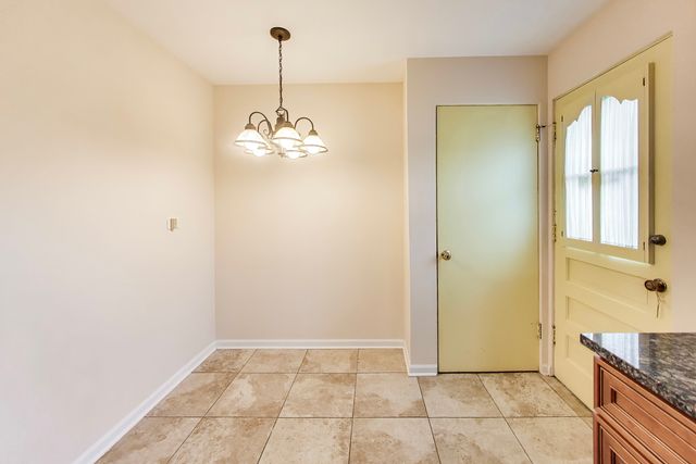 8425 Lawndale Avenue, Skokie, IL 60076