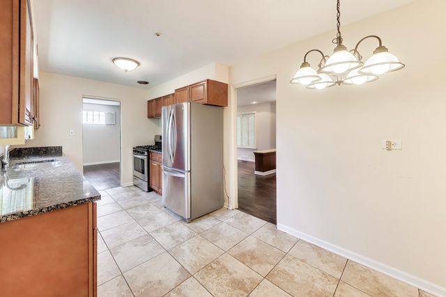 8425 Lawndale Avenue, Skokie, IL 60076