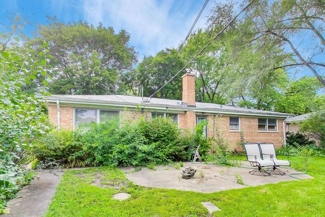 8425 Lawndale Avenue, Skokie, IL 60076
