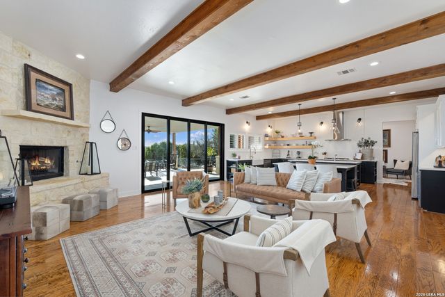 119 Greystone Pt, Boerne, TX 78006