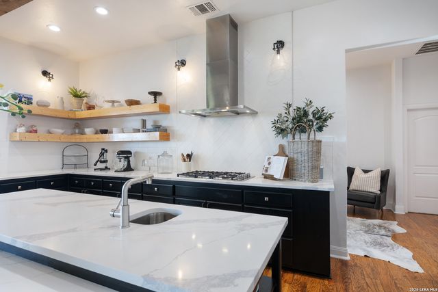 119 Greystone Pt, Boerne, TX 78006