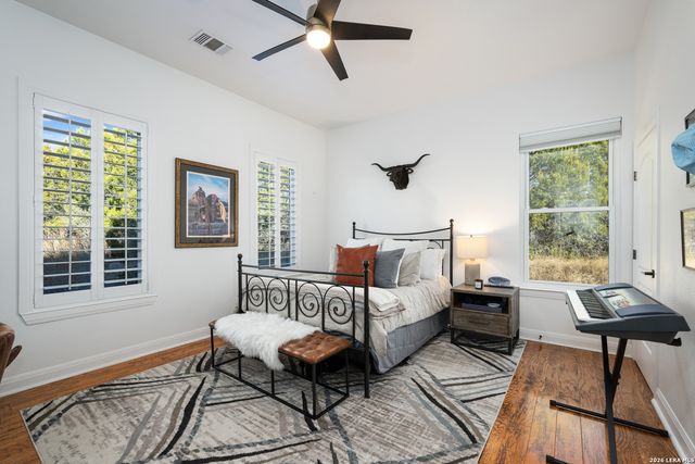 119 Greystone Pt, Boerne, TX 78006