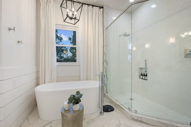 119 Greystone Pt, Boerne, TX 78006