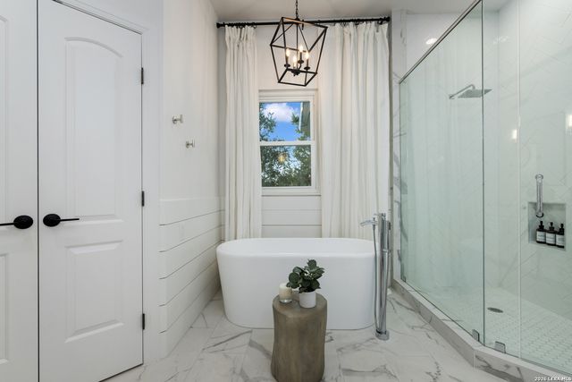 119 Greystone Pt, Boerne, TX 78006