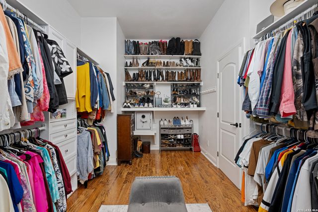 119 Greystone Pt, Boerne, TX 78006