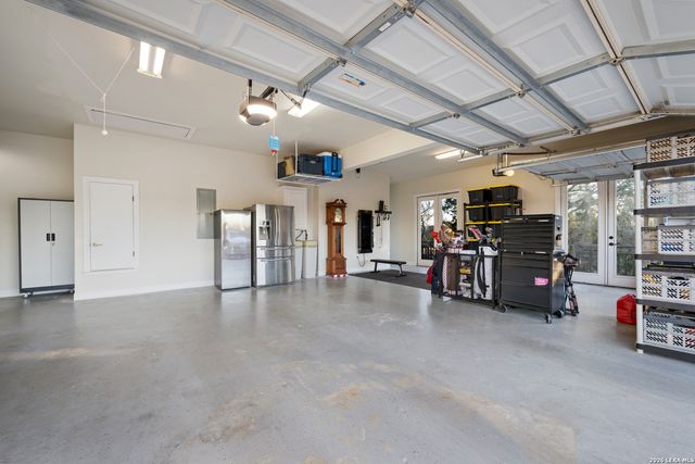 119 Greystone Pt, Boerne, TX 78006