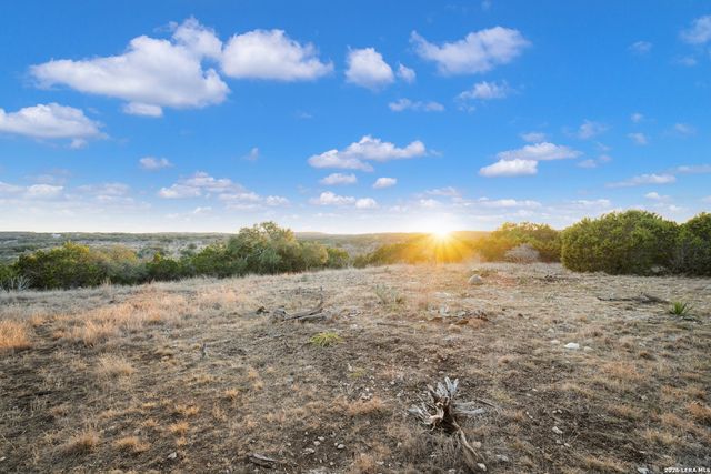 119 Greystone Pt, Boerne, TX 78006