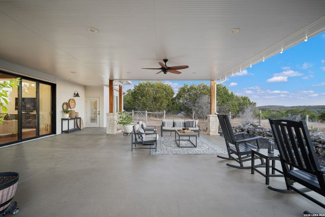 119 Greystone Pt, Boerne, TX 78006