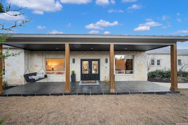 119 Greystone Pt, Boerne, TX 78006