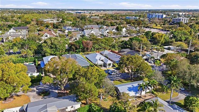 1050 13th St N, Other City - In The State Of Florida, FL 34102