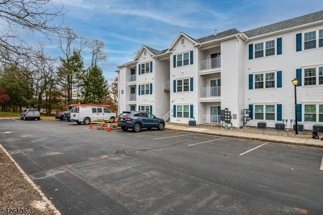 1233 Waterford Dr, Edison Twp., NJ 08817