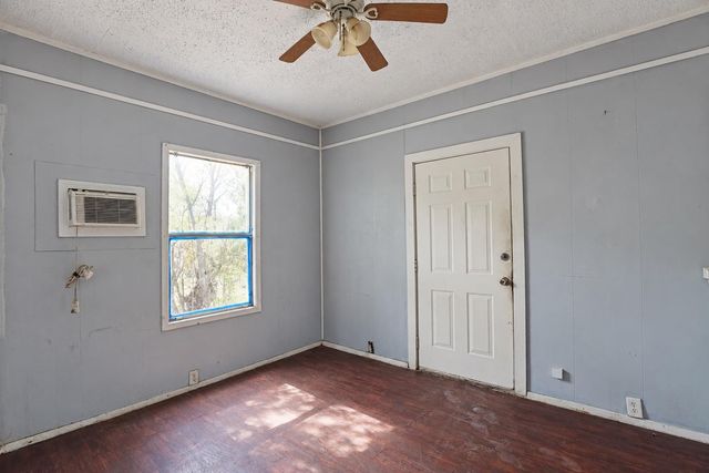 124 Fm 2571, Smithville, TX 78957
