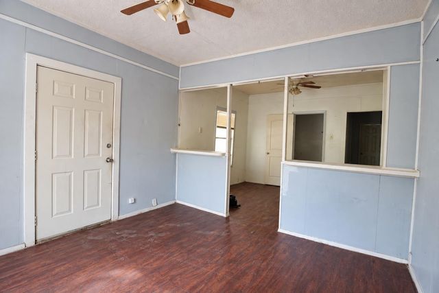 124 Fm 2571, Smithville, TX 78957