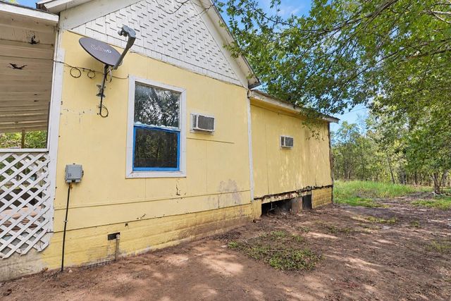 124 Fm 2571, Smithville, TX 78957