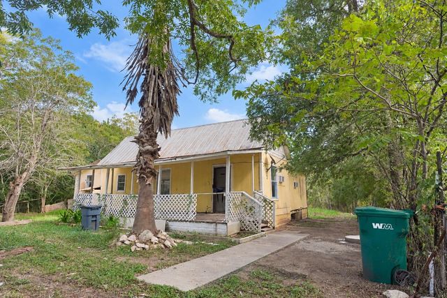 124 Fm 2571, Smithville, TX 78957