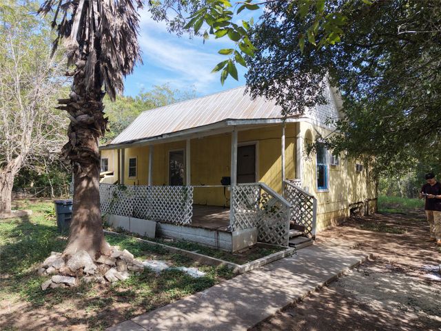 124 Fm 2571, Smithville, TX 78957
