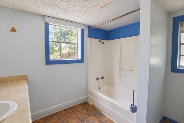 124 Fm 2571, Smithville, TX 78957