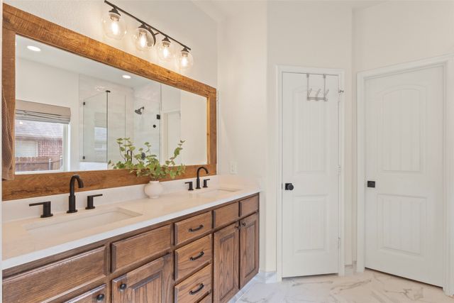 1320 White Water Lane, Rockwall, TX 75087