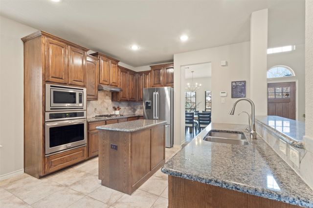 1320 White Water Lane, Rockwall, TX 75087