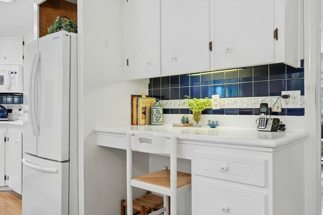 8 Viking Rock Drive, Yarmouth, MA 02664