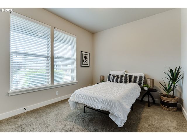 5409 KING ARTHUR Ct, Eugene, OR 97402
