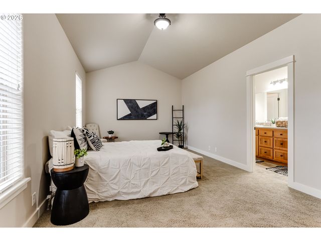 5409 KING ARTHUR Ct, Eugene, OR 97402