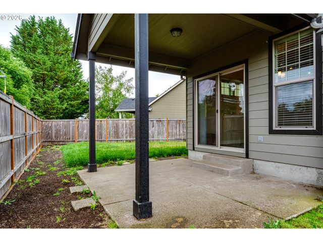 5409 KING ARTHUR Ct, Eugene, OR 97402