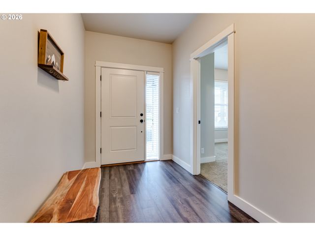 5409 KING ARTHUR Ct, Eugene, OR 97402