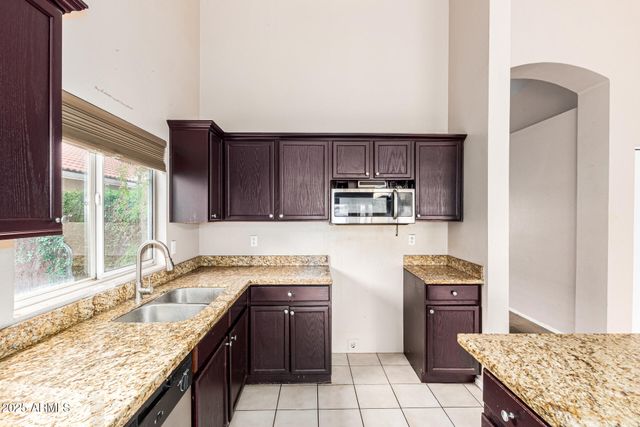 11614 W PALM Lane, Avondale, AZ 85392