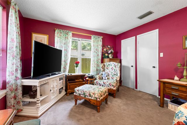 1624 Lands End Street, Granbury, TX 76048