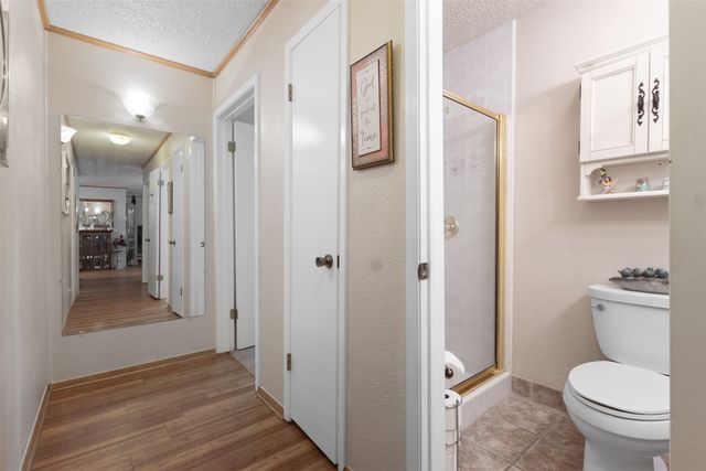 1624 Lands End Street, Granbury, TX 76048