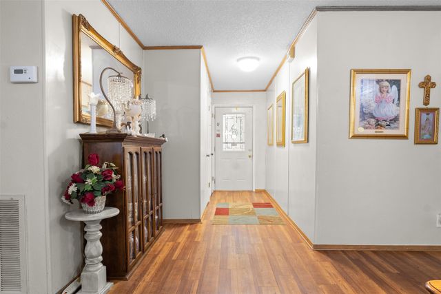 1624 Lands End Street, Granbury, TX 76048