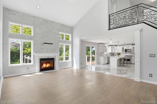 3345 E Commerce Road, Commerce Charter Township, MI 48382