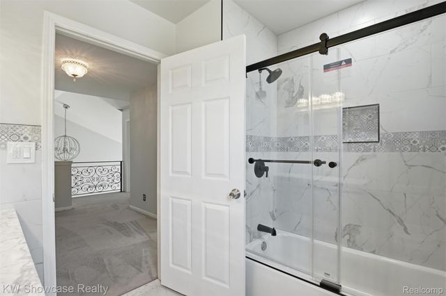 3345 E Commerce Road, Commerce Charter Township, MI 48382