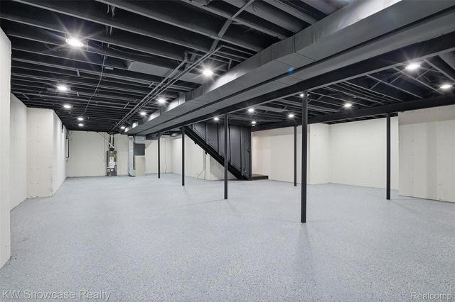 3345 E Commerce Road, Commerce Charter Township, MI 48382