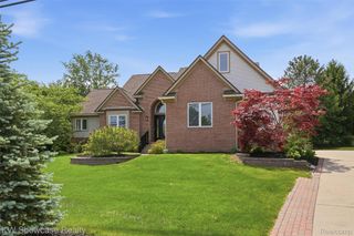 3345 E Commerce Road, Commerce Charter Township, MI 48382