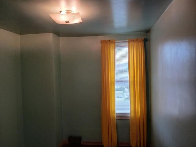 800 Summit St, Mckeesport, PA 15132
