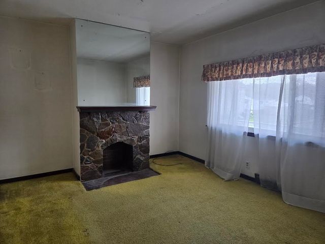 800 Summit St, Mckeesport, PA 15132