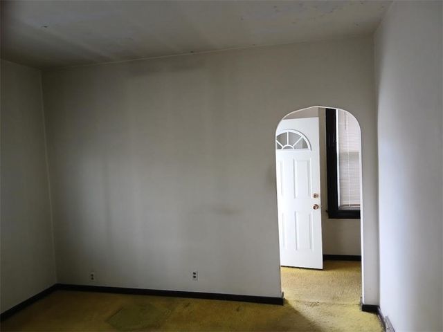 800 Summit St, Mckeesport, PA 15132