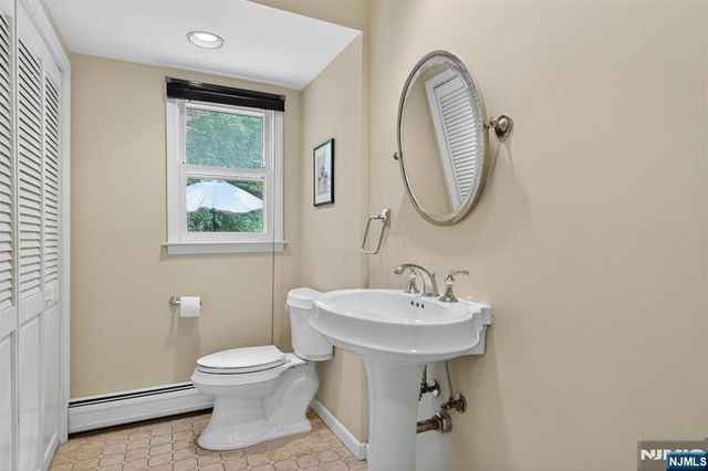 559 Wayne Drive, River Vale, NJ 07675