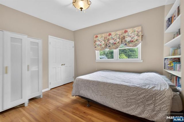 559 Wayne Drive, River Vale, NJ 07675